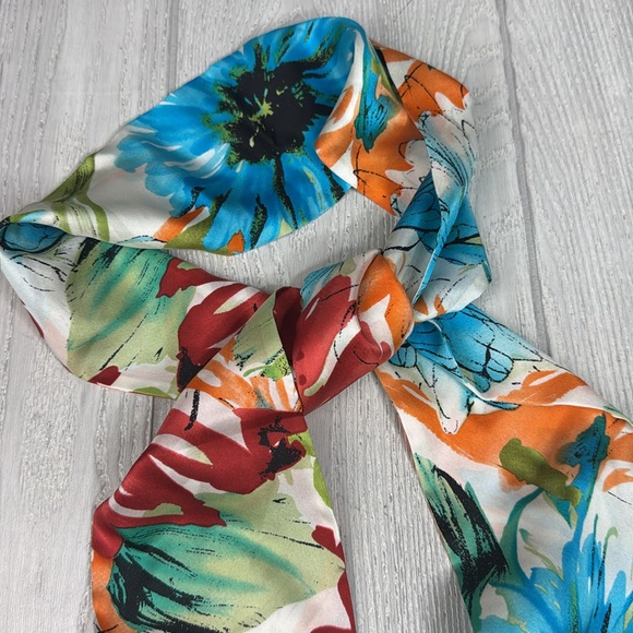 TALBOTS SILK SCARF, WRAP, FLORAL IN WHITE BLUE ORANGE AND RED, head scarf - Picture 1 of 6